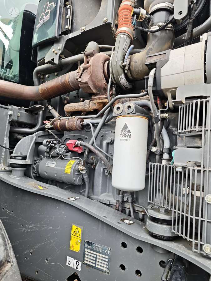 Challenger MTC 765 C, traktoriai