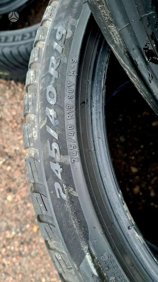 Pirelli, winter 245/40 R19