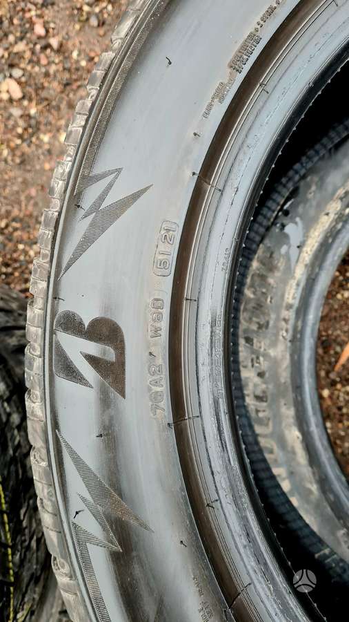 Bridgestone, winter 275/50 R20
