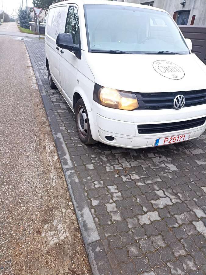 Volkswagen Transporter, krovininiai mikroautobusai