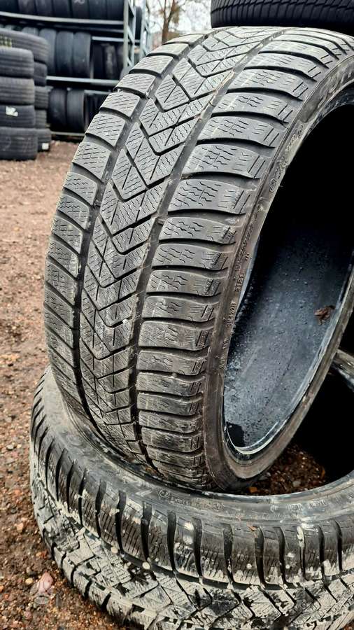 Pirelli, зимние 235/35 R20