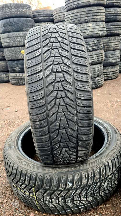 Hankook, winter 235/45 R19