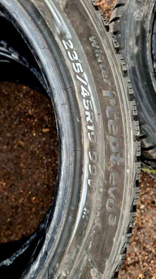 Hankook, зимние 235/45 R19