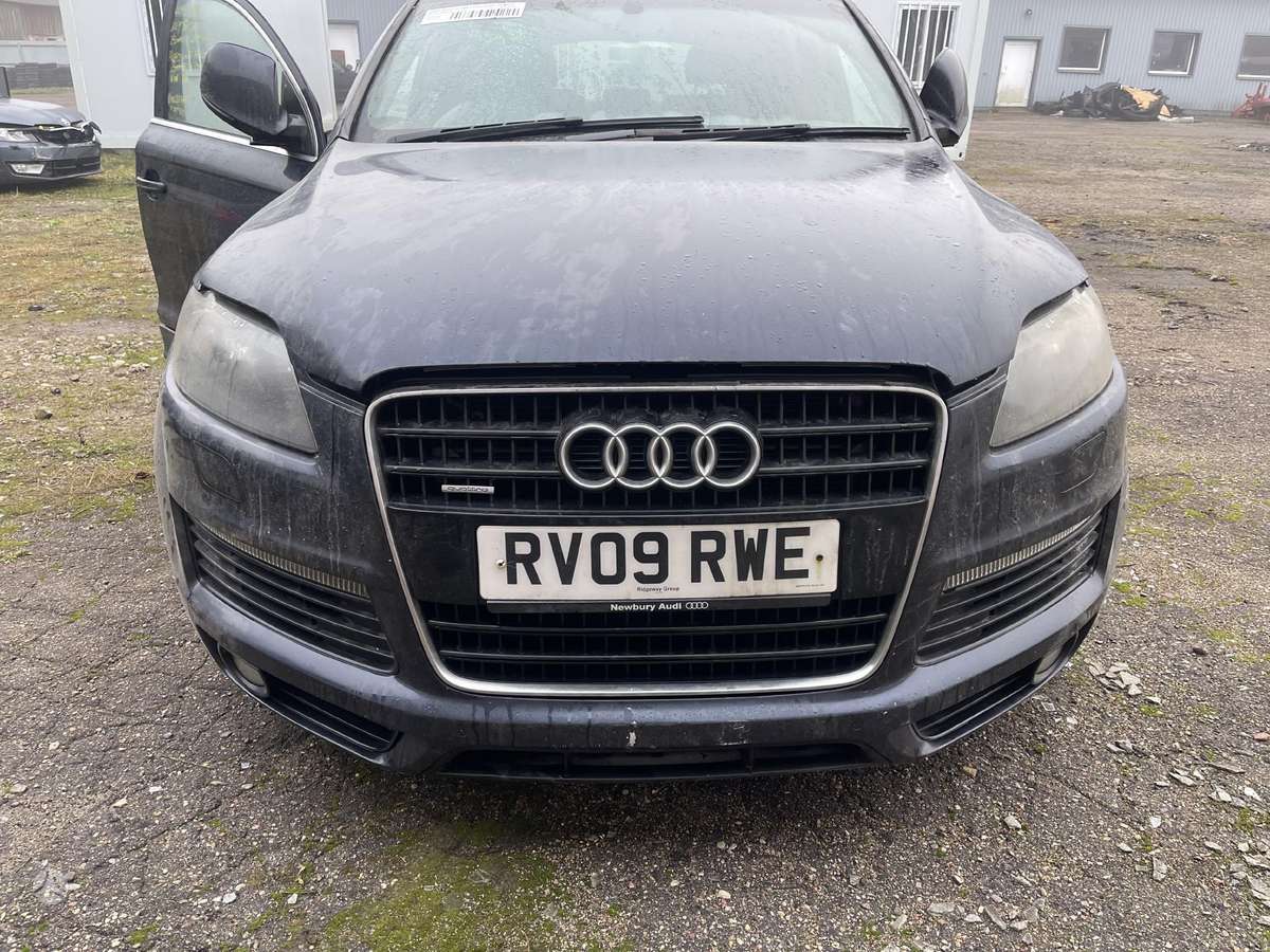 Audi Q7 по частям