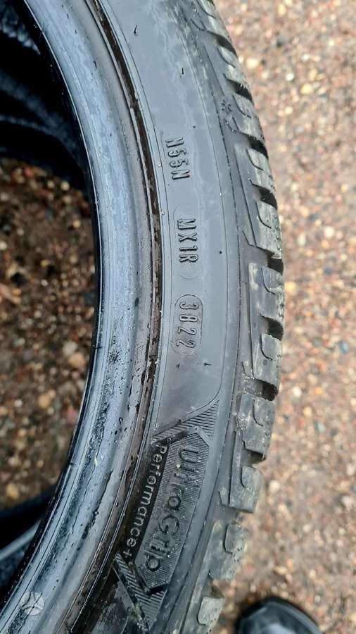 Goodyear, winter 225/40 R18