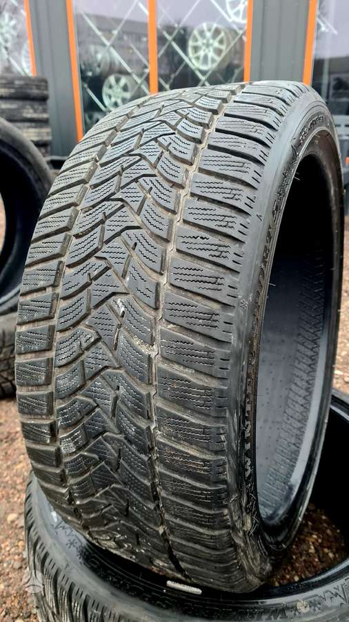 Dunlop, зимние 225/40 R18