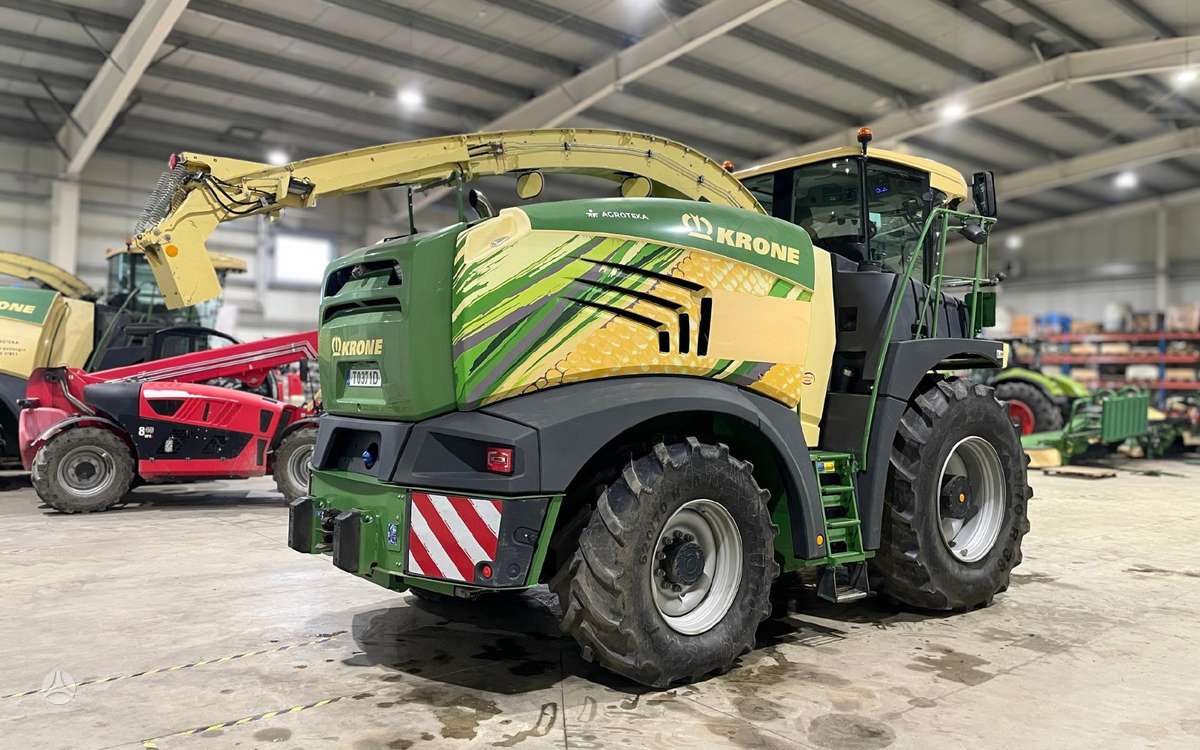 Krone BIG X 630, self-propelled mower conditioners