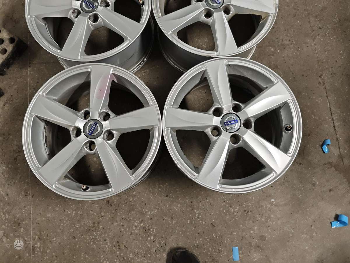 Volvo V40, light alloy, R16