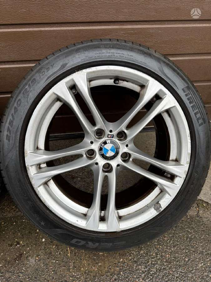BMW, lengvojo lydinio, R18