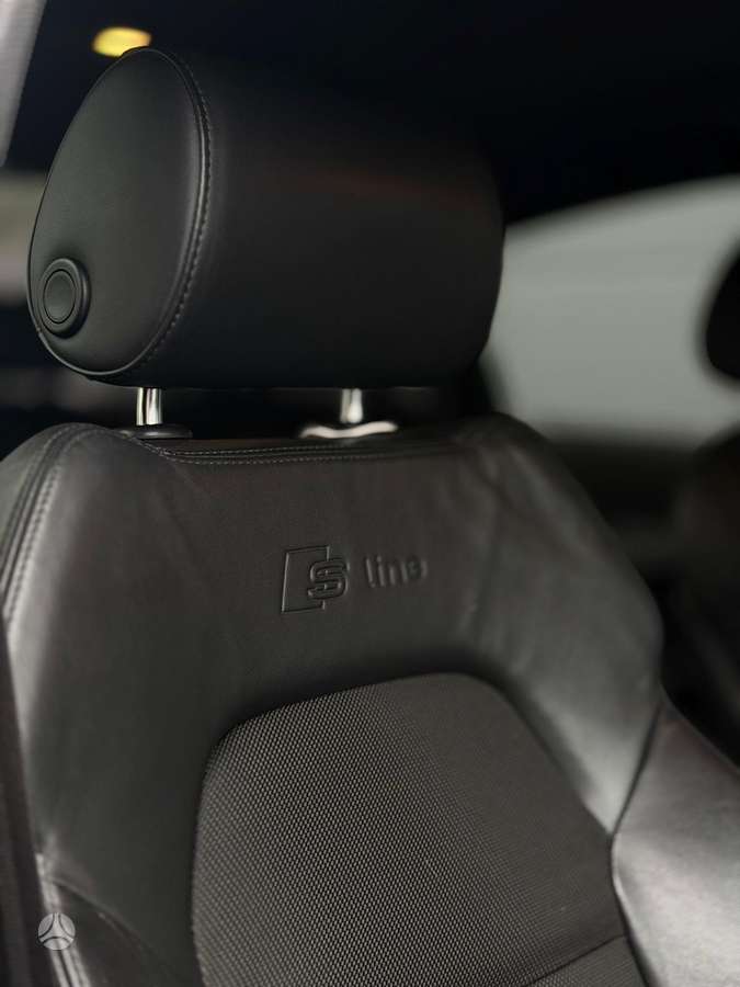 Audi A6, 2.0 l., Седан