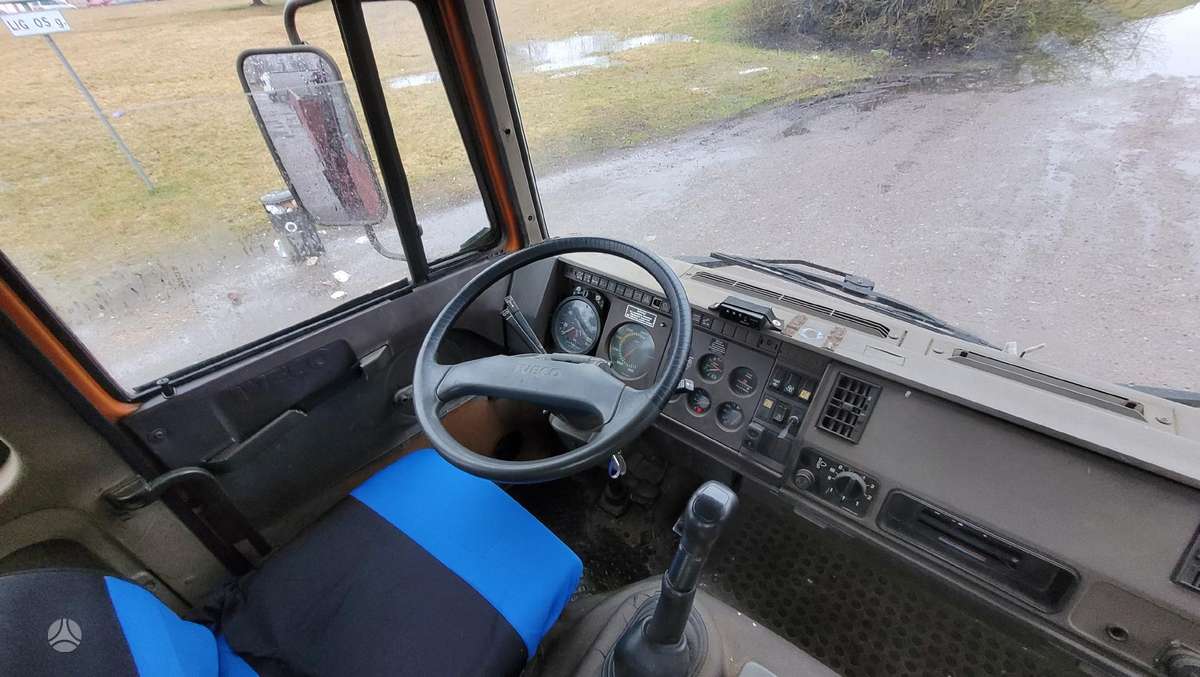 Iveco 170-25, самосвалы с краном