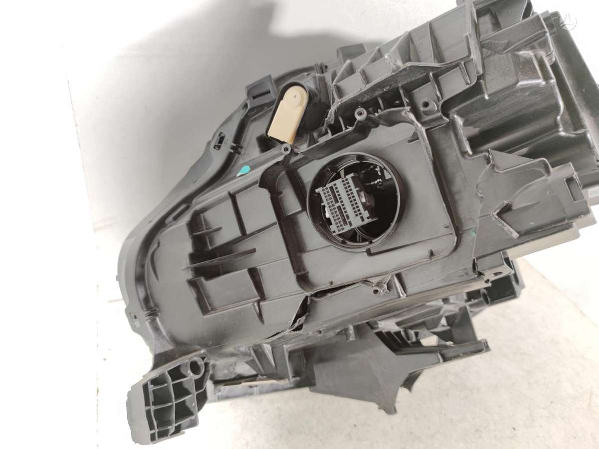 Mini Countryman, 5A8071602  LC64386ZN02, lights