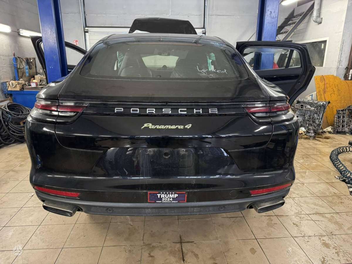 Porsche Panamera for parts