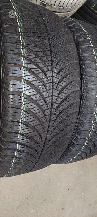 Goodyear, всесезонные 225/45 R17