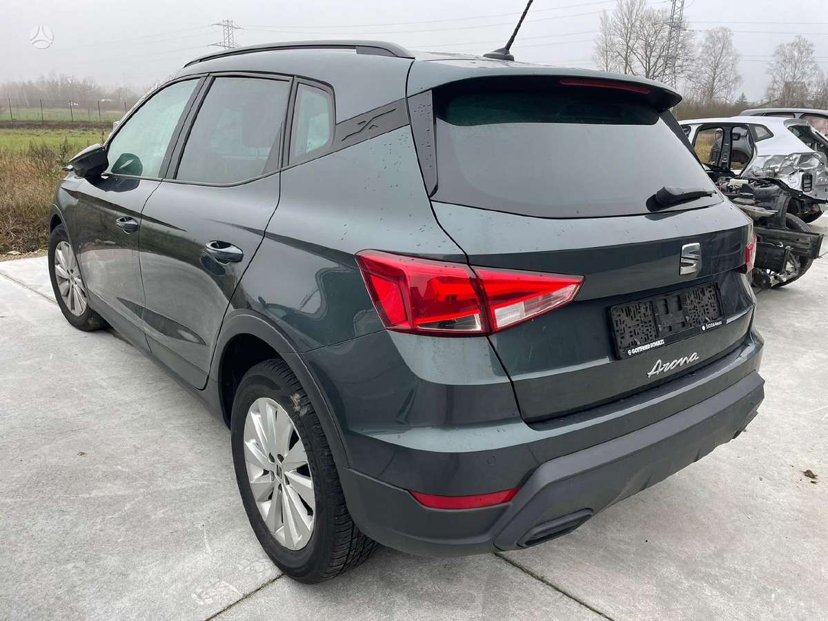 Seat Arona dalimis. Dalimis 2022m