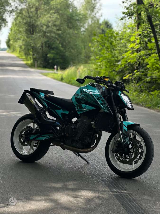 KTM Duke 799cc, street / classic