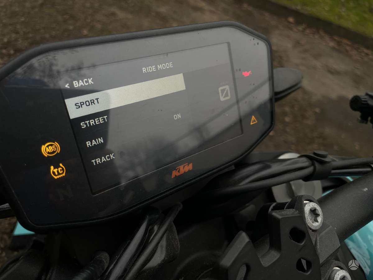KTM Duke 799cc, street / classic