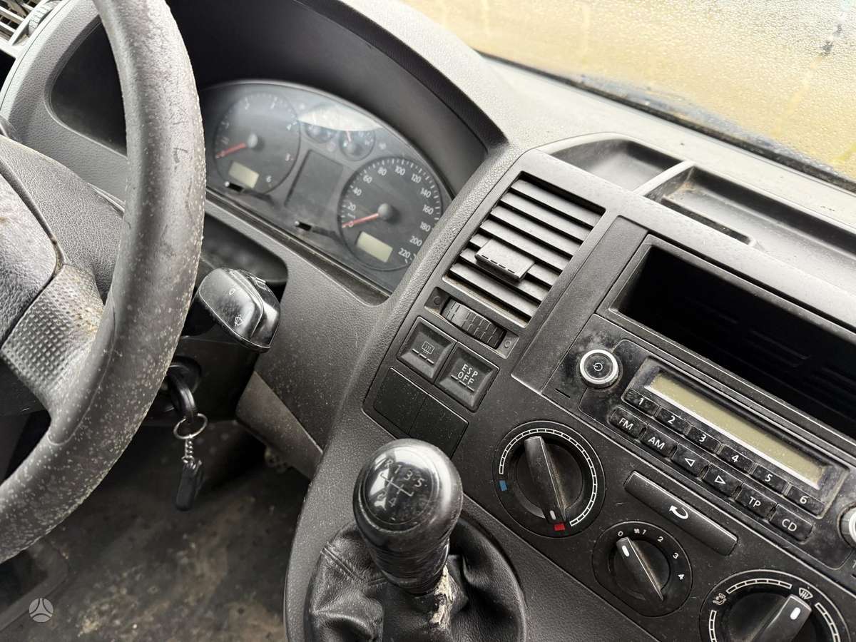 Volkswagen Transporter, passenger vans