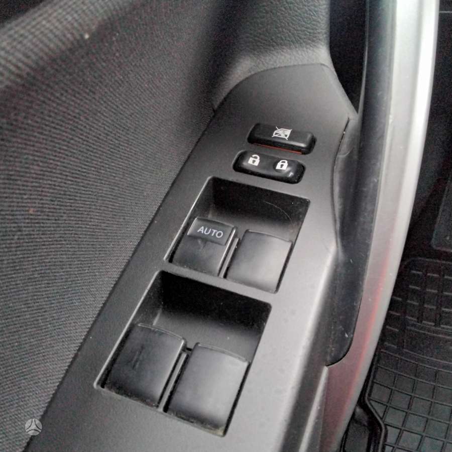 Toyota Auris, 1.6 l., universalas
