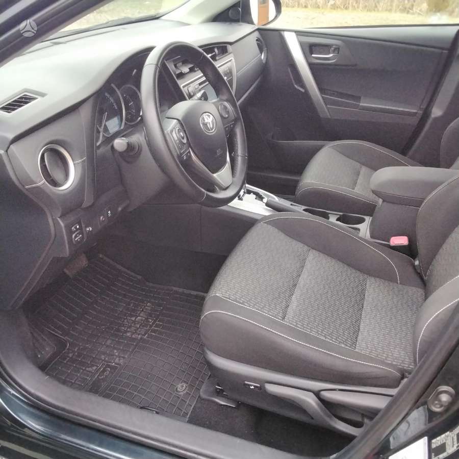 Toyota Auris, 1.6 l., universalas