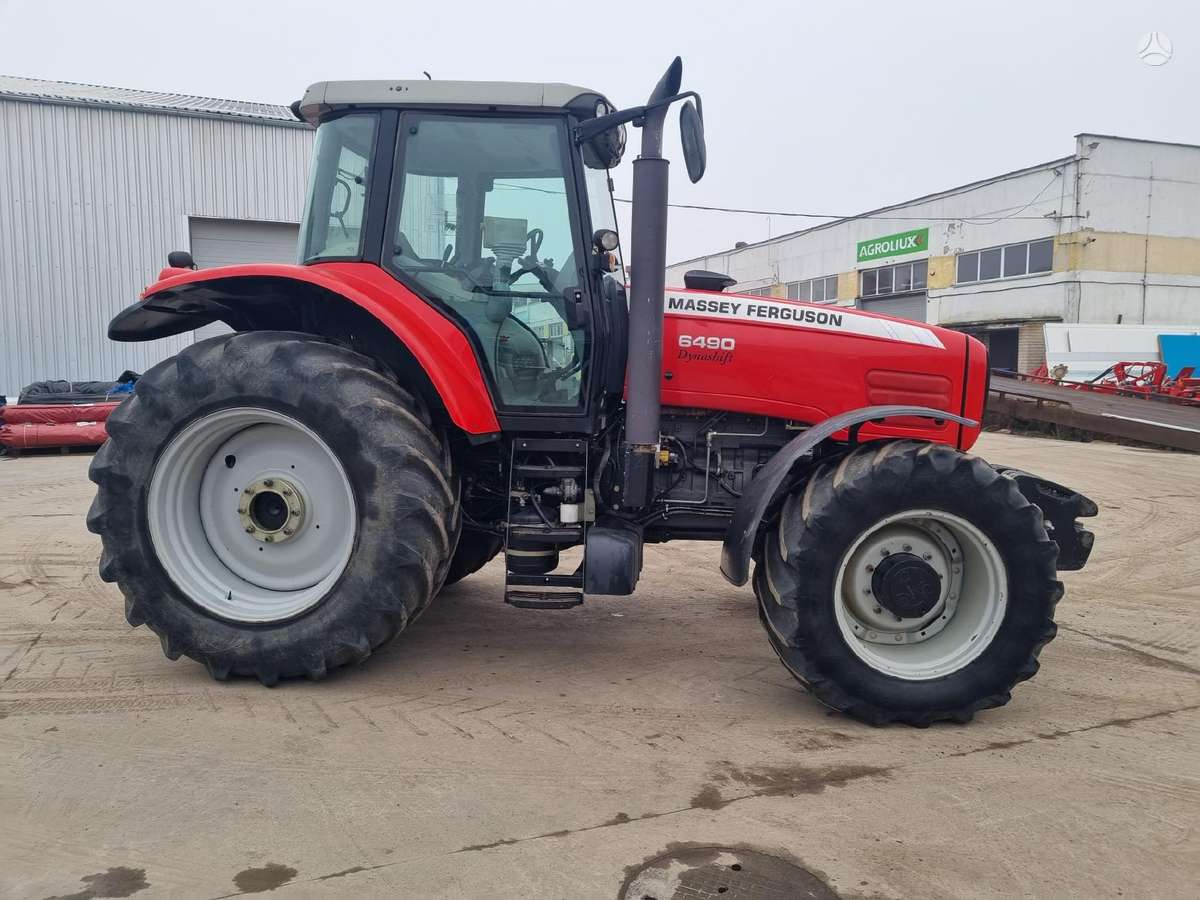 Massey Ferguson 6490, traktoriai