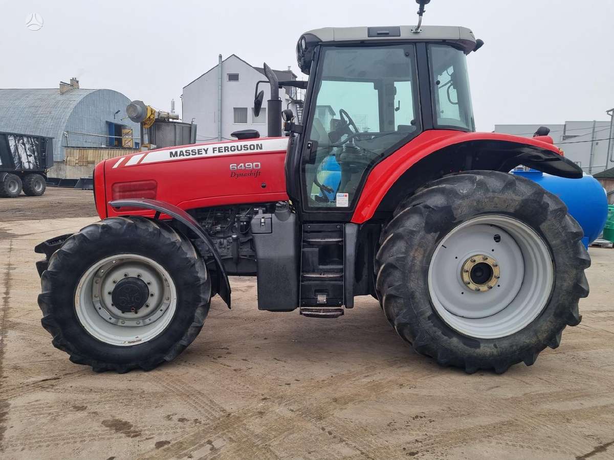 Massey Ferguson 6490, traktoriai