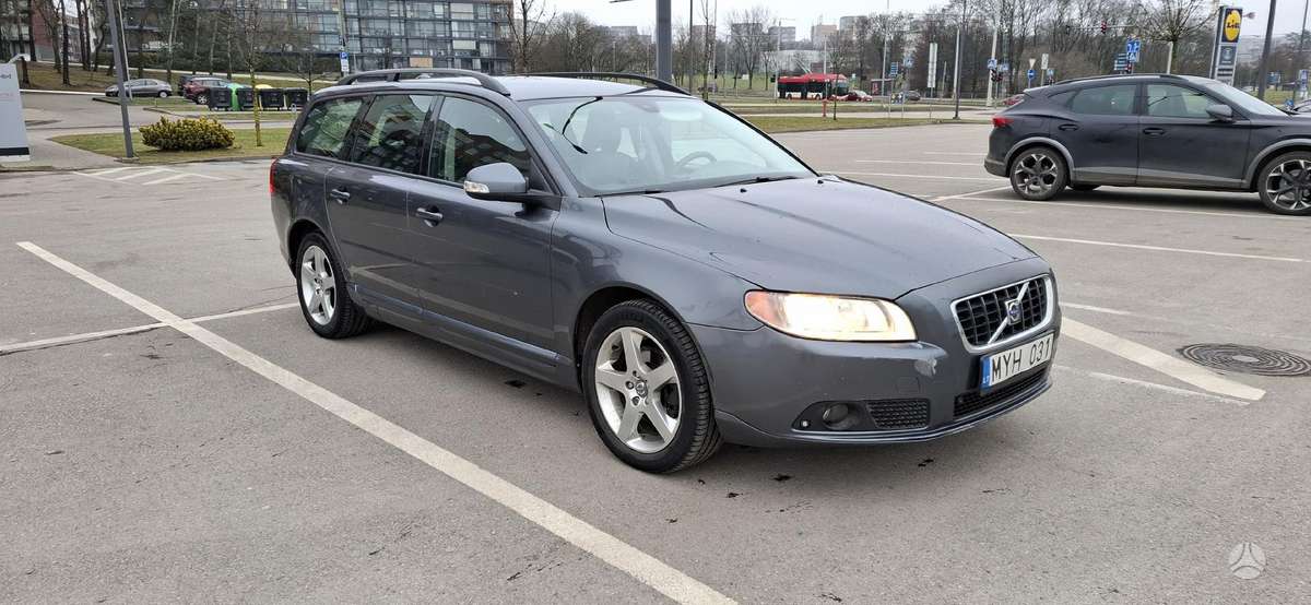 Volvo V70, 2.0 l., Универсал