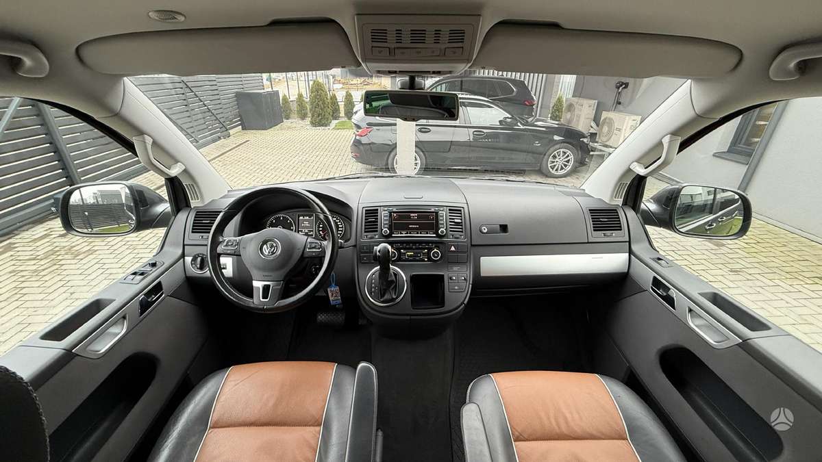 Volkswagen Multivan, 2.0 l., Минивэн