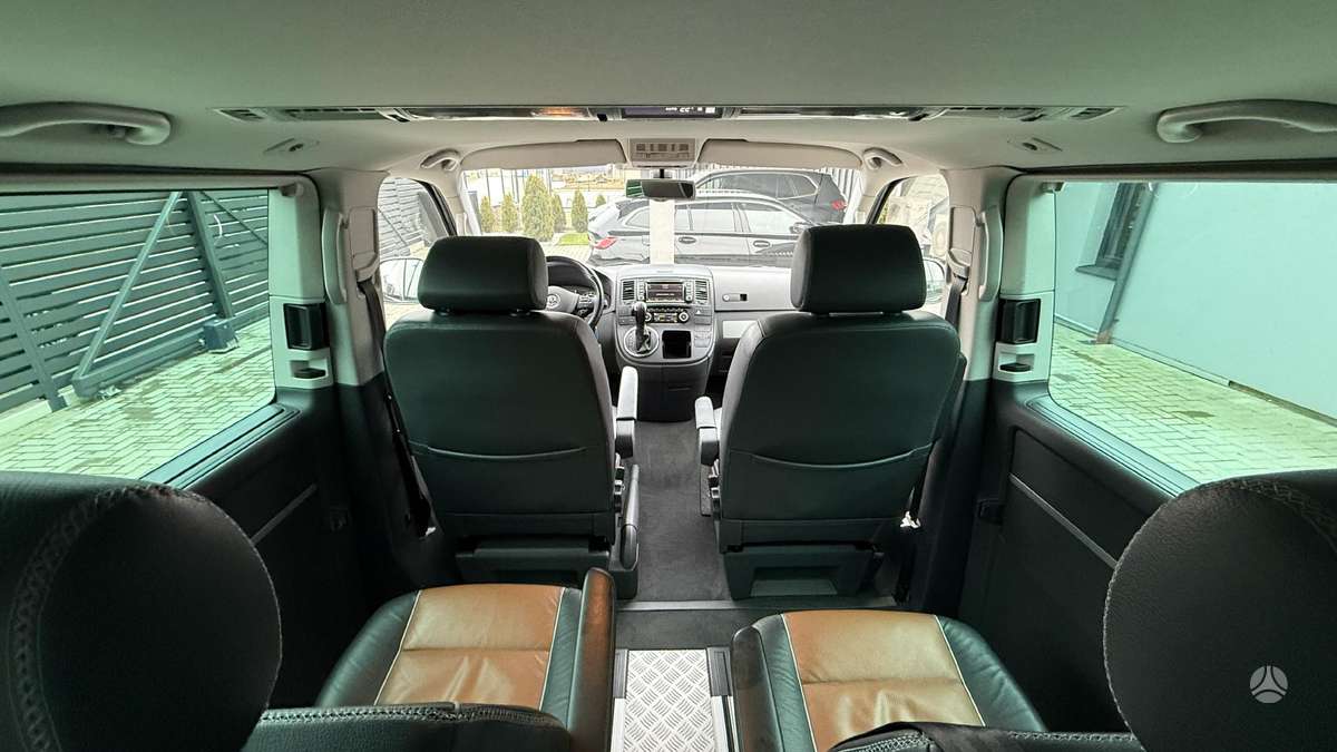 Volkswagen Multivan, 2.0 l., Минивэн