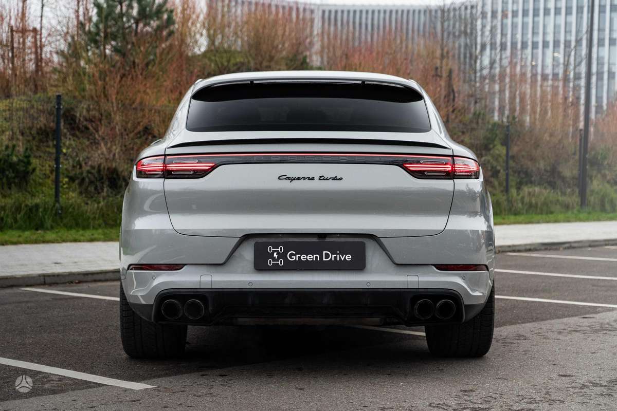 Porsche Cayenne Coupe - 6