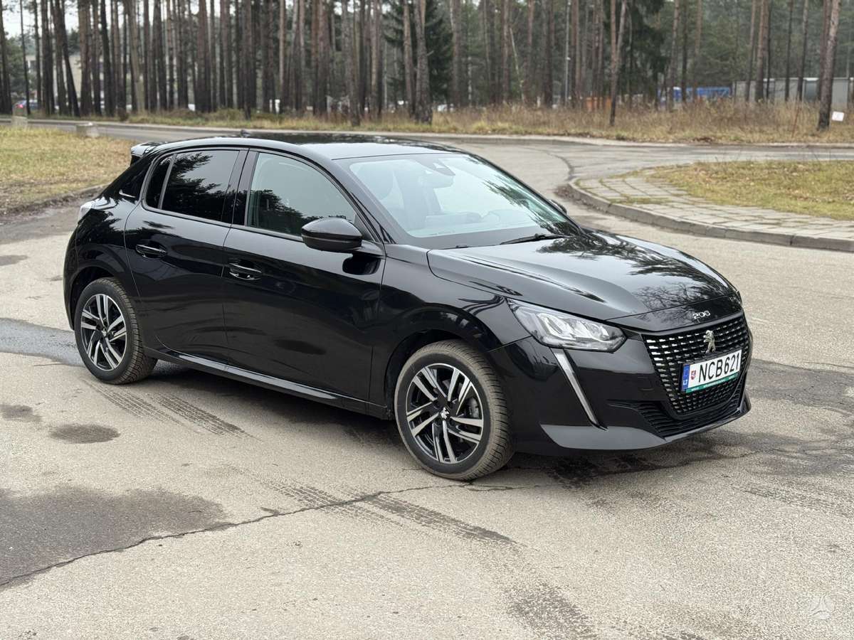 Peugeot 208 - 7