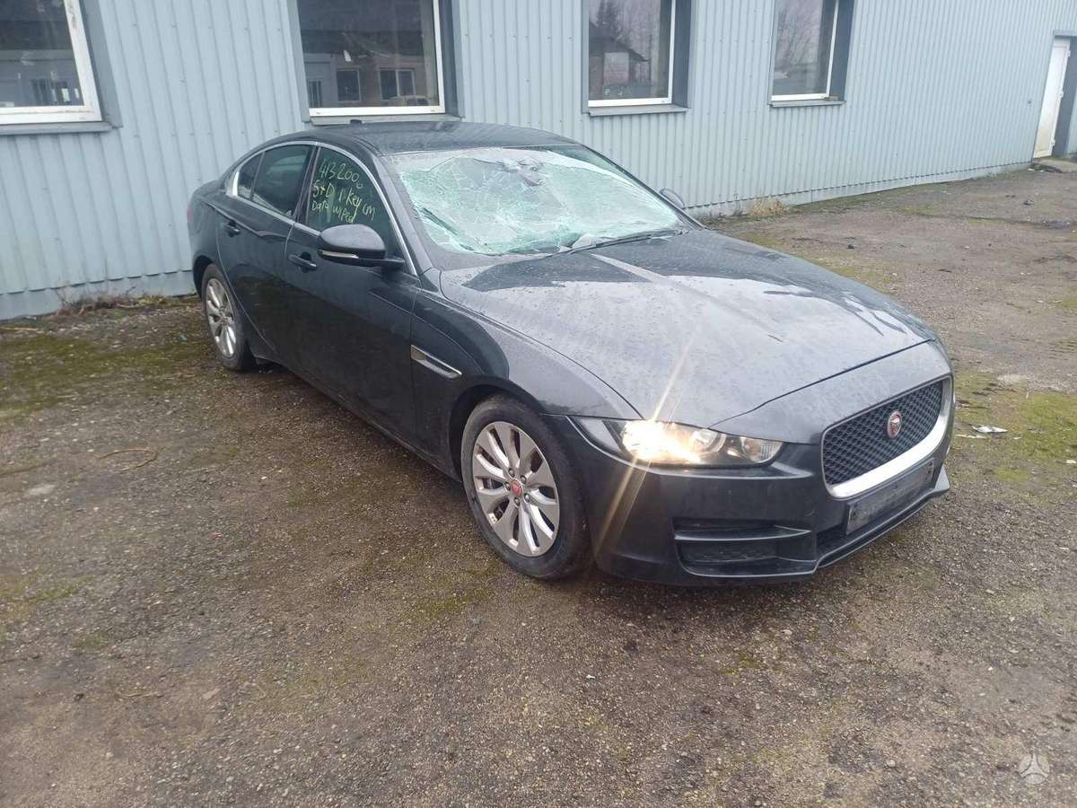 Jaguar XE for parts. Color code lkt storm grey