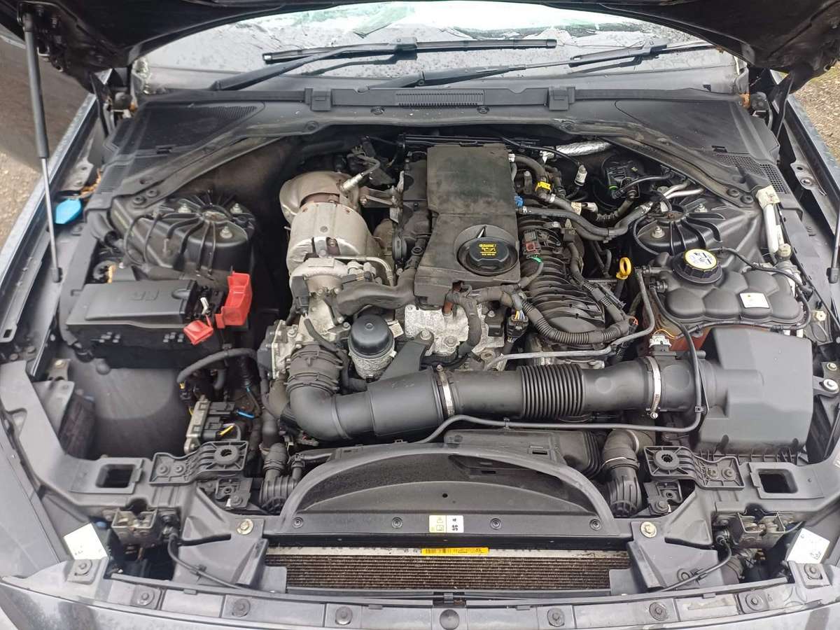 Jaguar XE for parts. Color code lkt storm grey