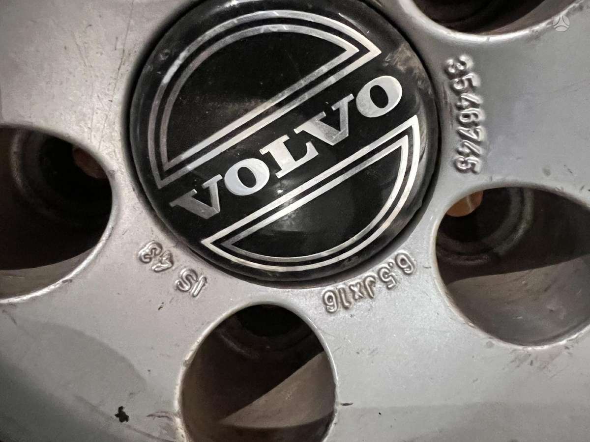 Volvo, lengvojo lydinio, R16