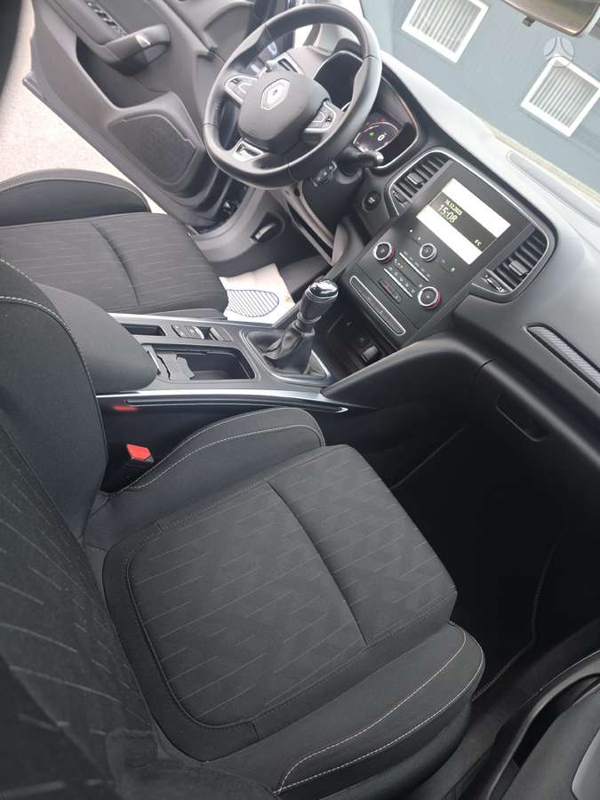 Renault Megane - 7