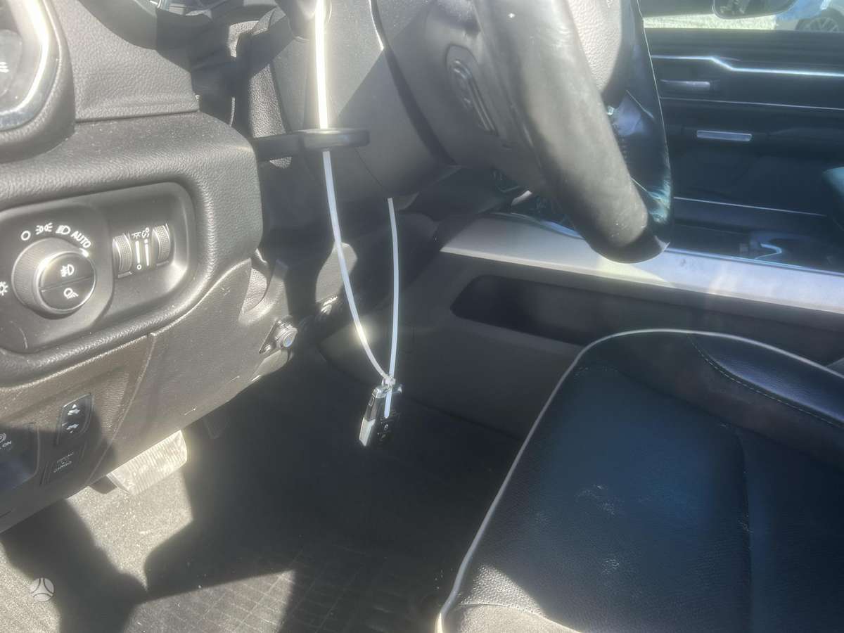 Dodge Ram, 5.7 l., Пикап