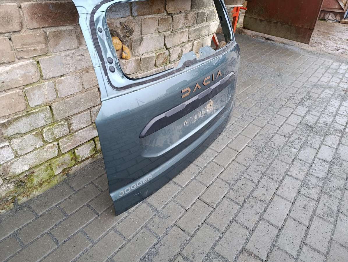 Dacia Jogger Galinis dangtis kaina 280eu