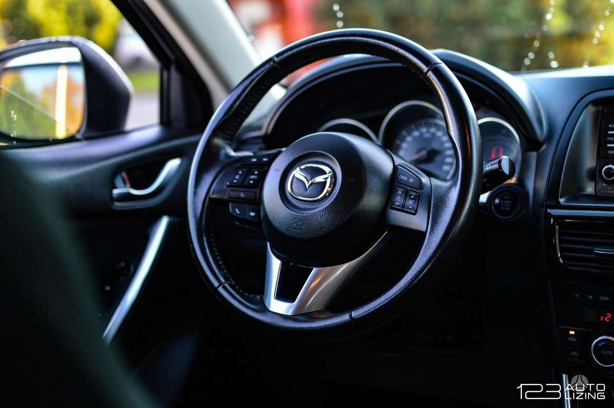 Mazda CX-5, 2.2 l., Внедорожник / Кроссовер