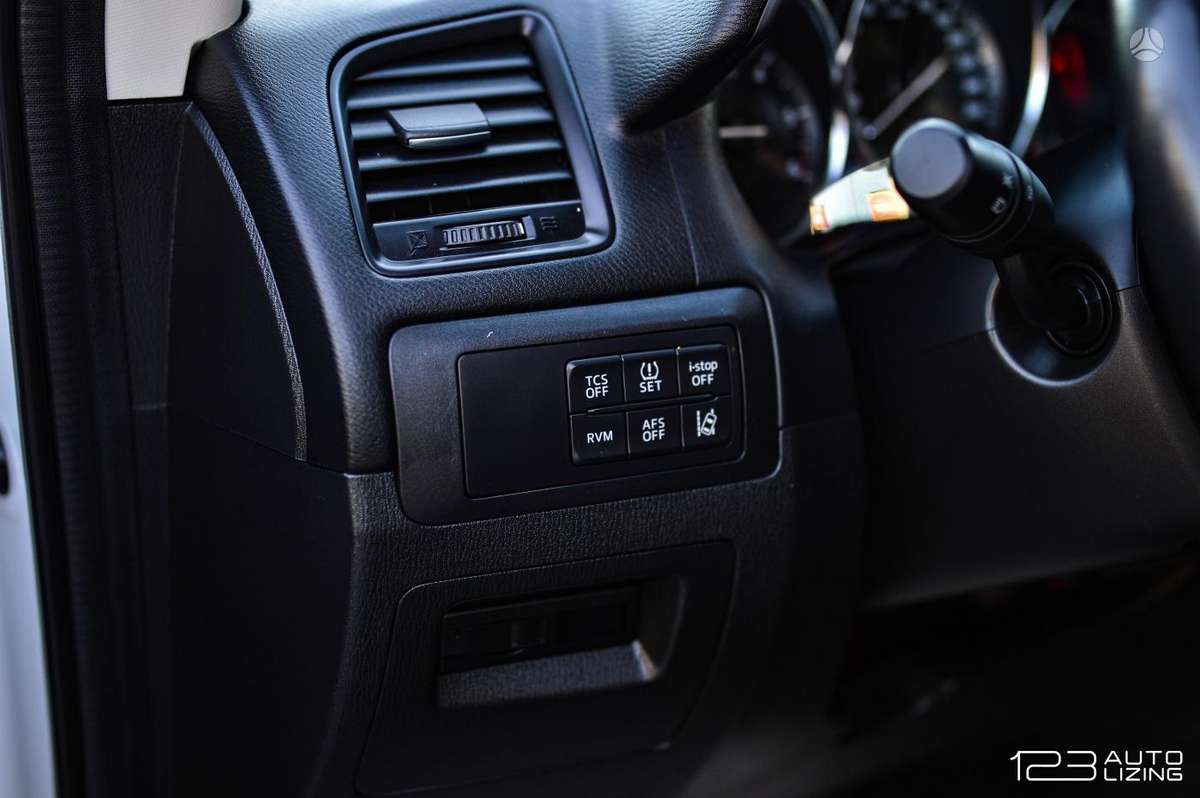 Mazda CX-5, 2.2 l., Внедорожник / Кроссовер