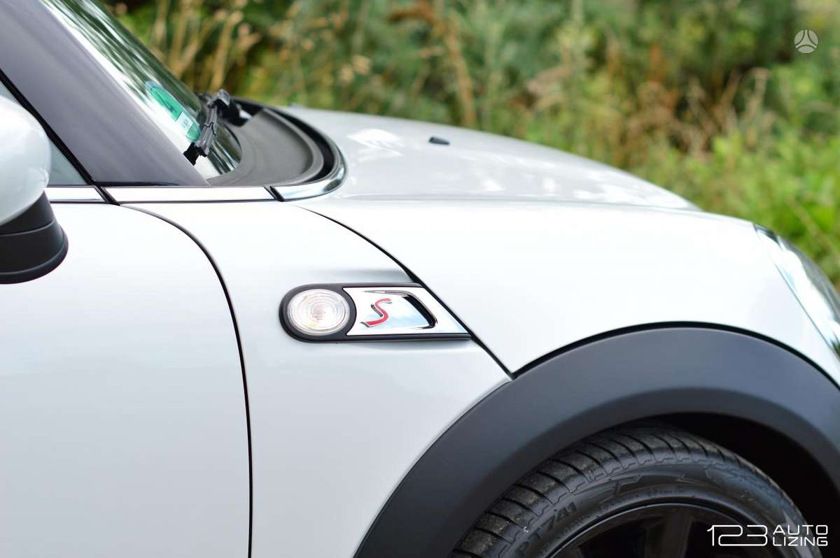 Mini Cooper SD, 2.0 l., kabrioletas