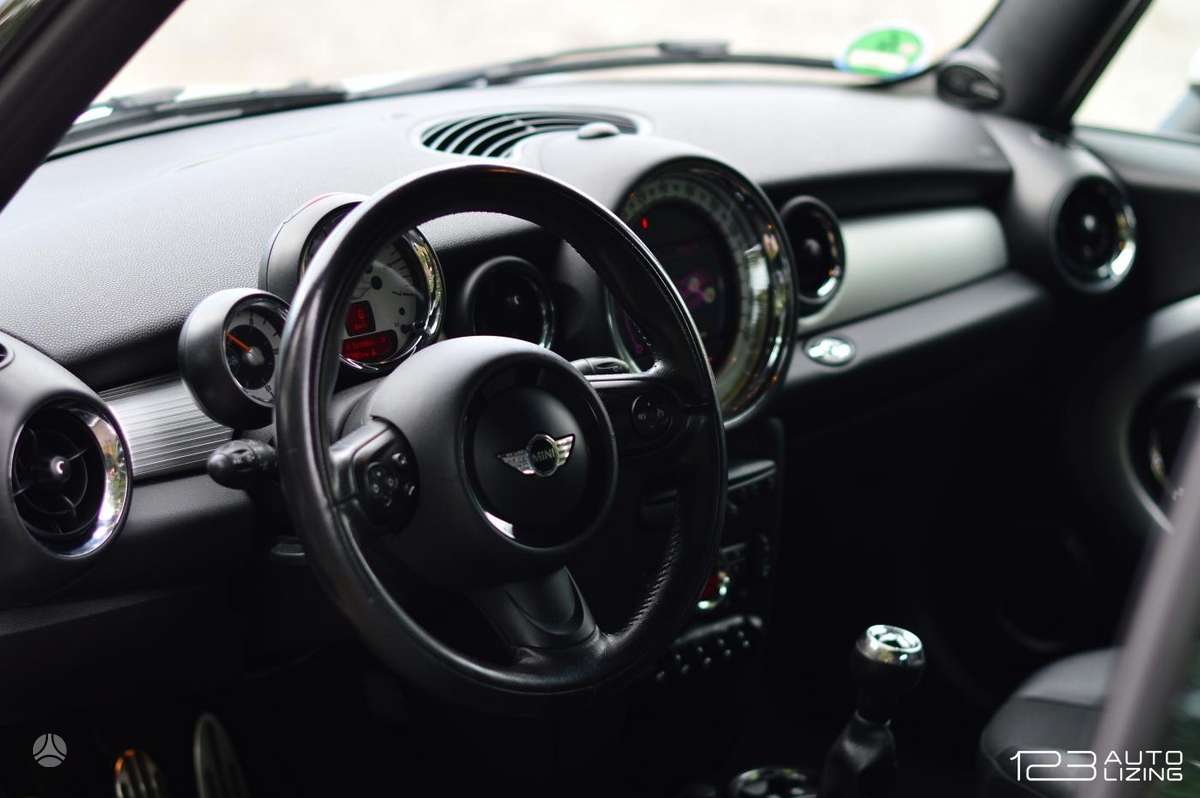 Mini Cooper SD, 2.0 l., kabrioletas