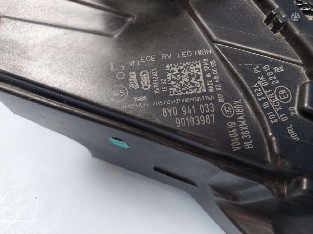 Audi A3, 8Y0941033, gaismas