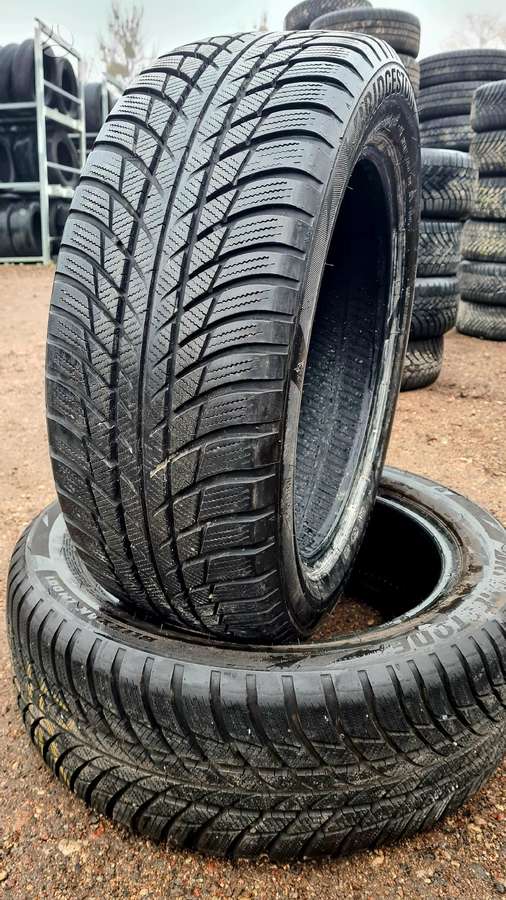 Bridgestone, žieminės 205/55 R17