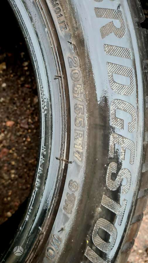 Bridgestone, žieminės 205/55 R17