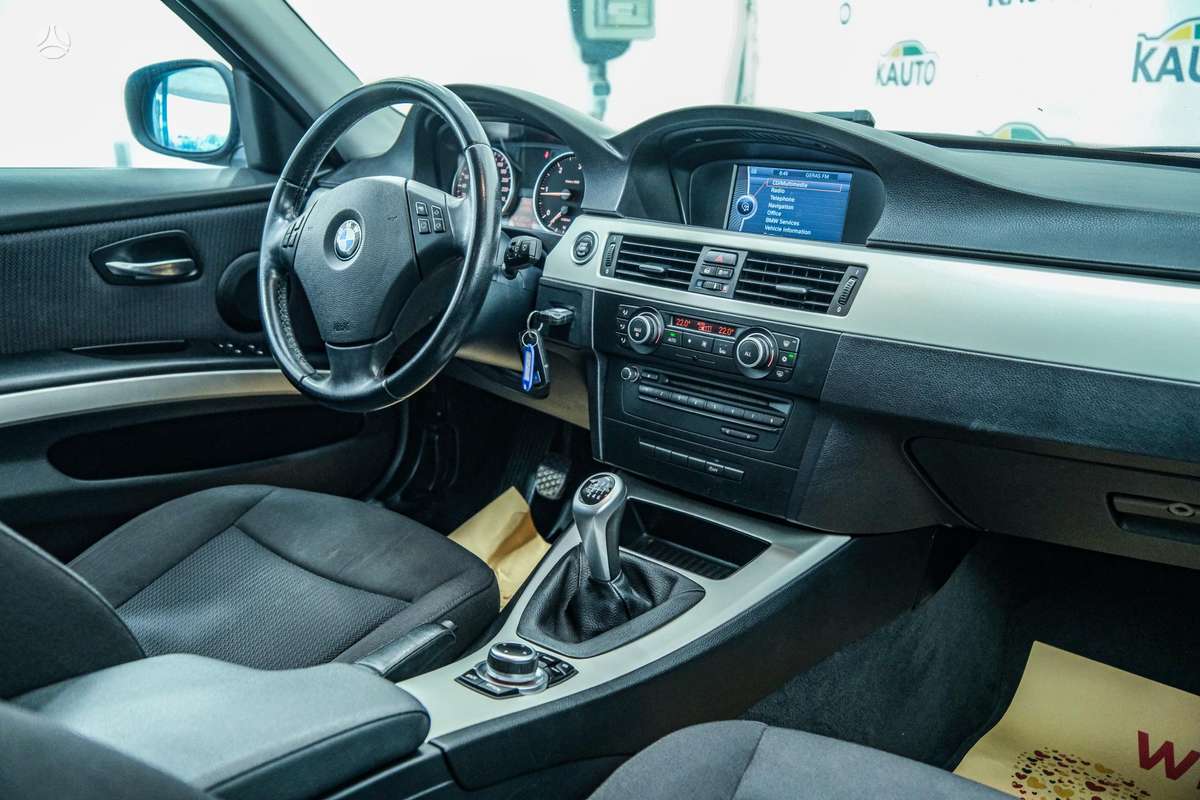 BMW 320, 2.0 l., Универсал