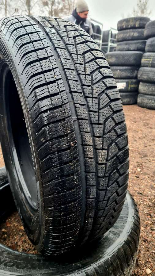 Hankook, зимние 215/65 R17