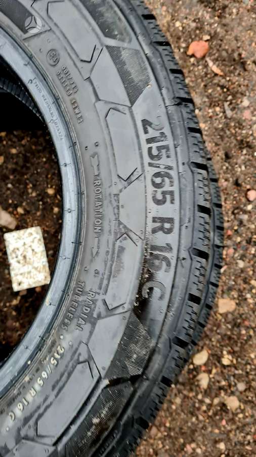 Continental, žieminės 215/65 R16