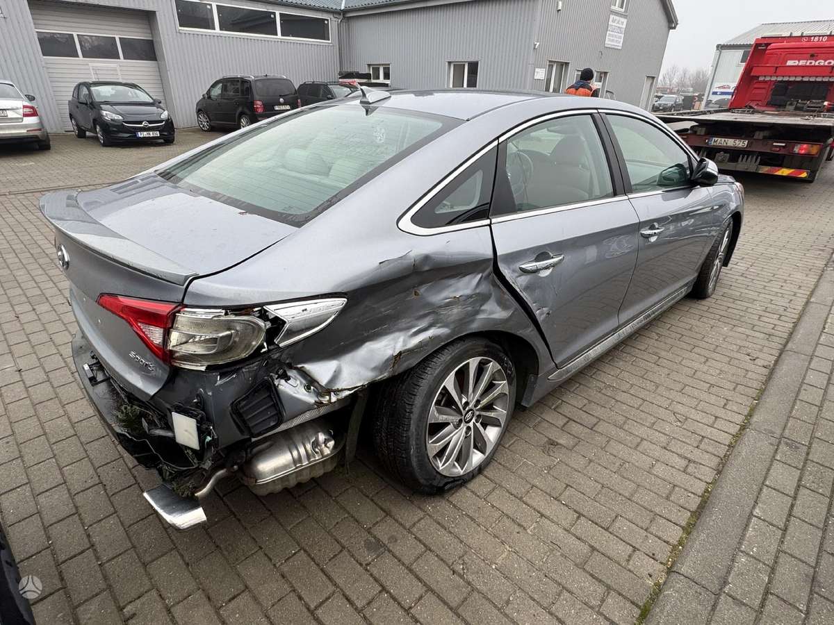 Hyundai Sonata dalimis. Katik gauta ardymui