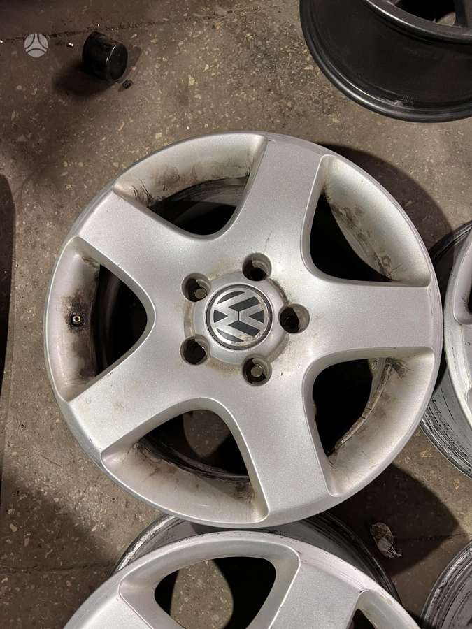 Volkswagen, light alloy, R17