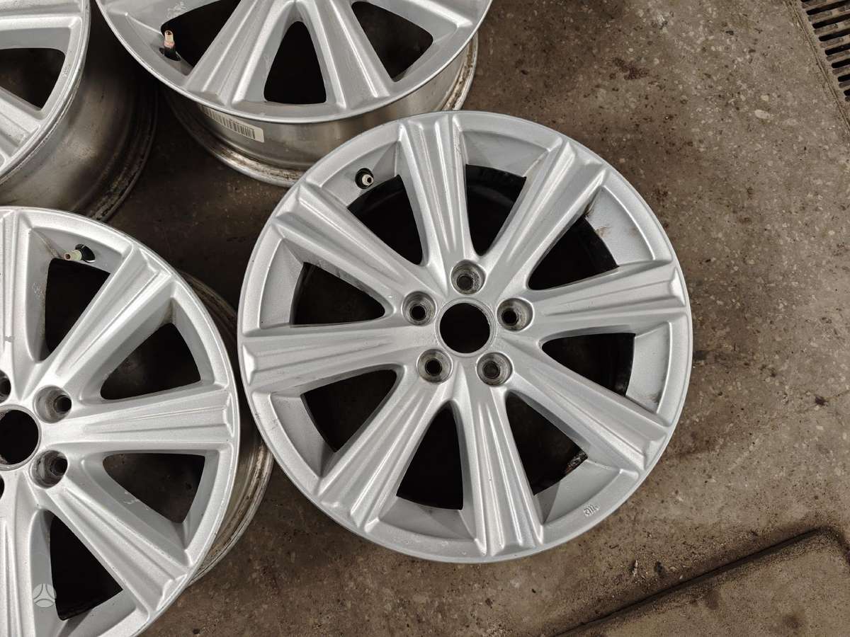 Subaru Autbac, lengvojo lydinio, R16